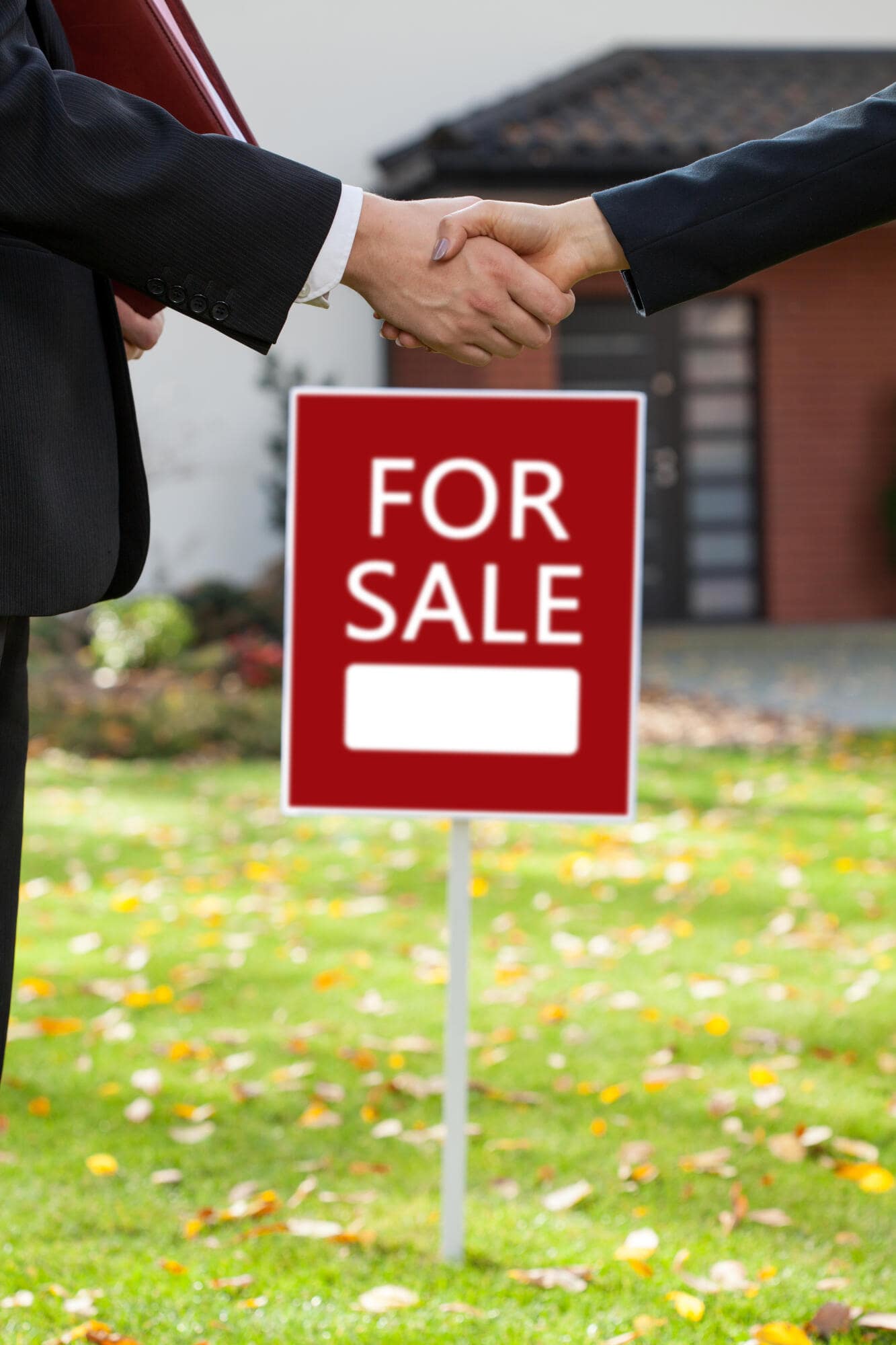 Finding Your Dream Home: 8 Tips for Navigating the Delaware Real Estate Market